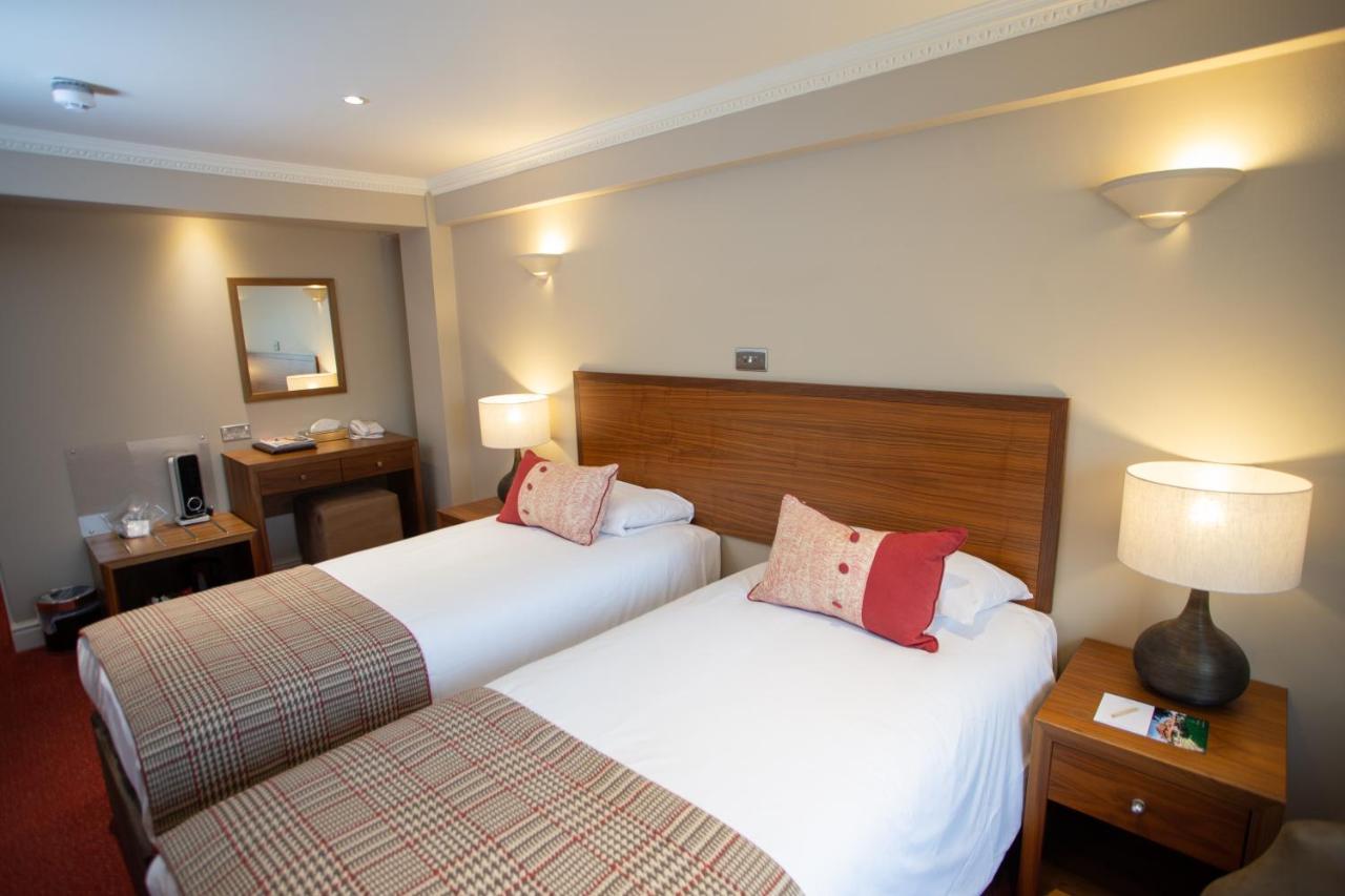 Stirrups Hotel Bracknell Buitenkant foto