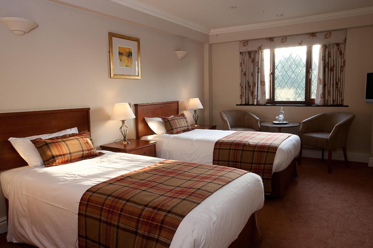 Stirrups Hotel Bracknell Kamer foto