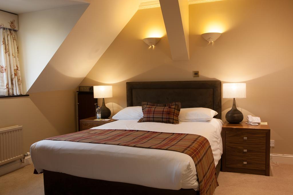Stirrups Hotel Bracknell Buitenkant foto