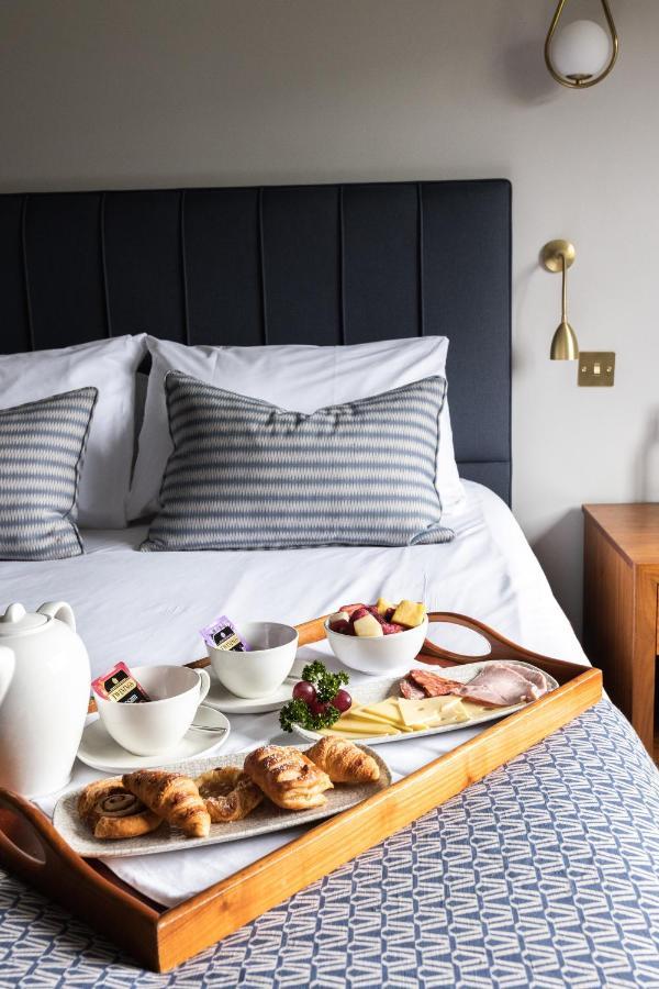Stirrups Hotel Bracknell Buitenkant foto