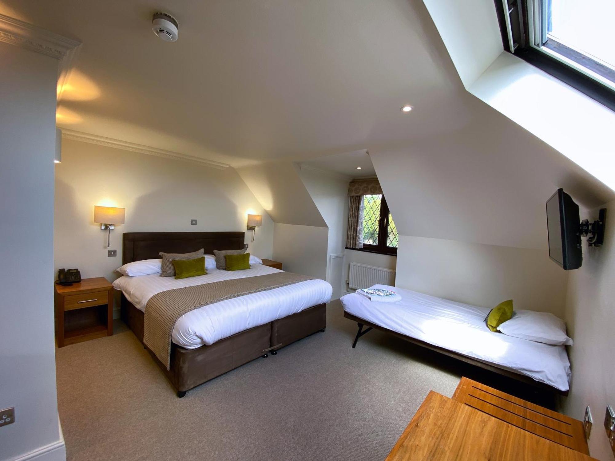 Stirrups Hotel Bracknell Buitenkant foto