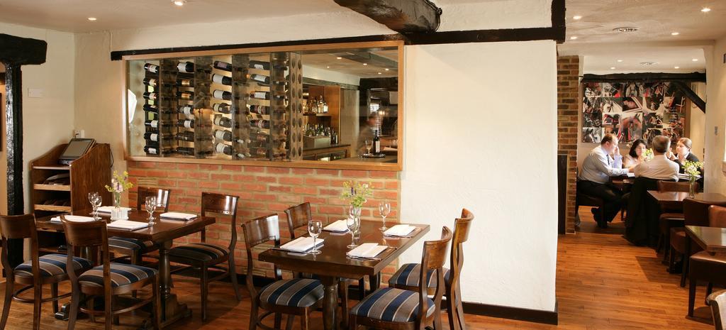 Stirrups Hotel Bracknell Buitenkant foto