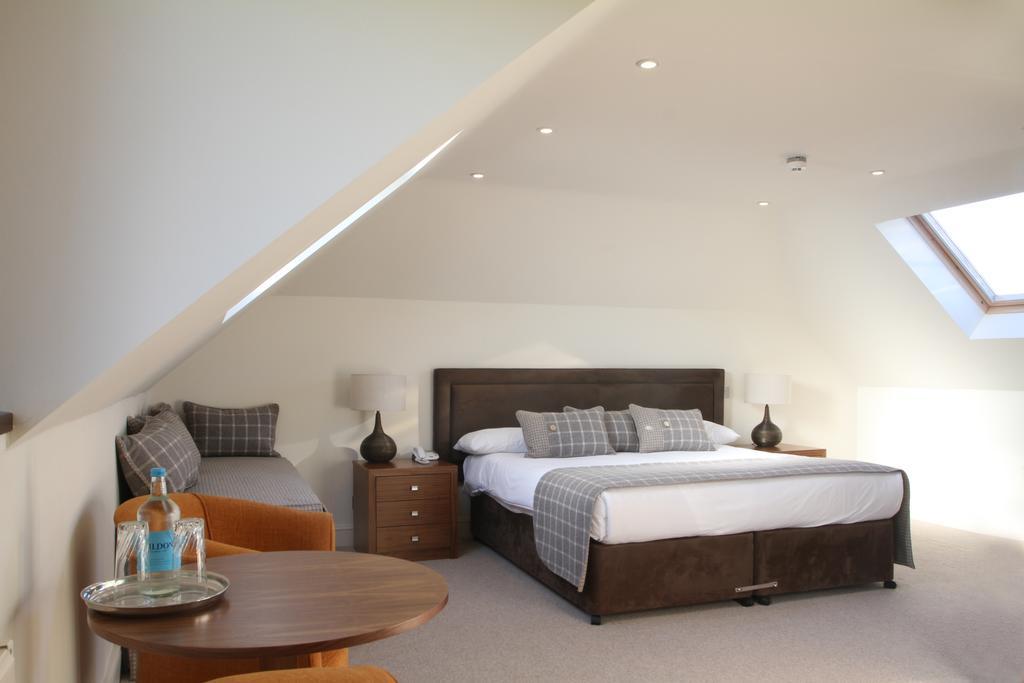 Stirrups Hotel Bracknell Buitenkant foto