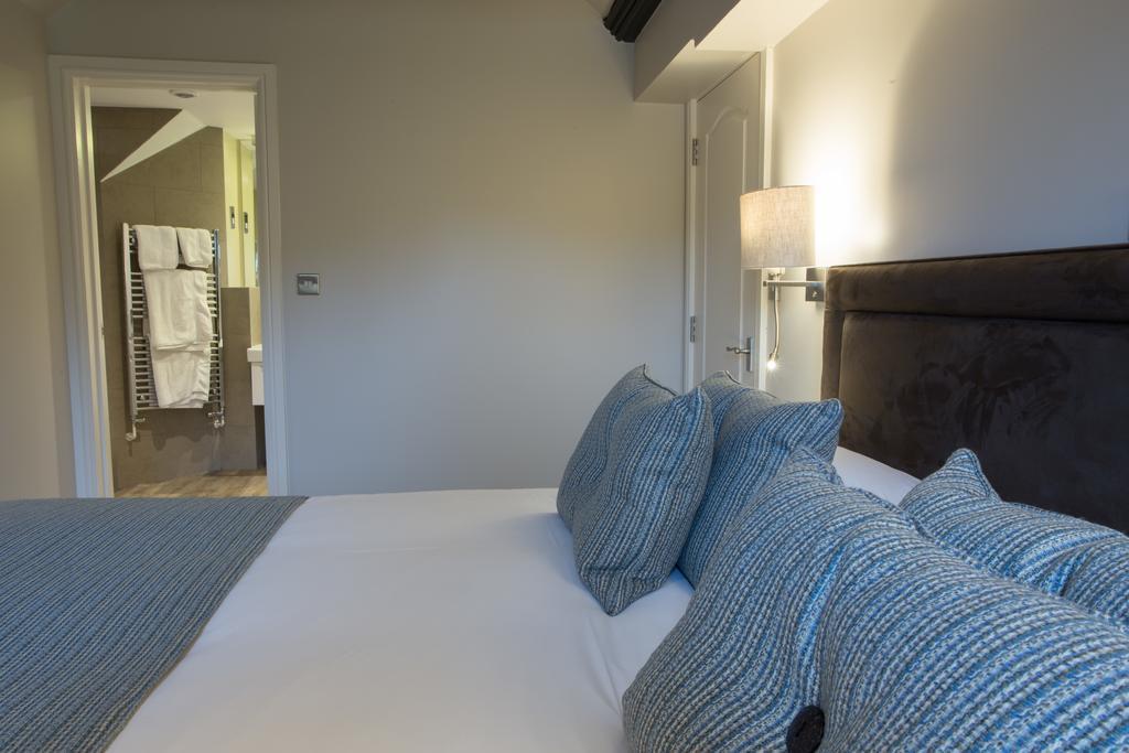 Stirrups Hotel Bracknell Buitenkant foto